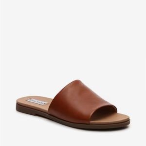 Steve Madden brown leather slides